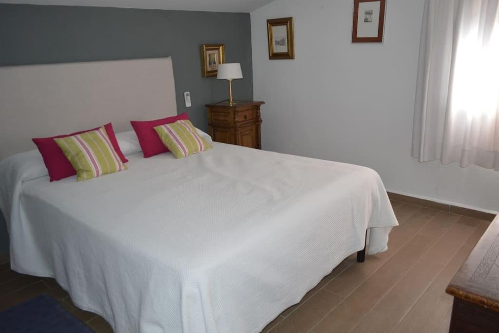 Fantastic Private Villa With Pool Near Ardales And Caminito Del Rey Bagian luar foto