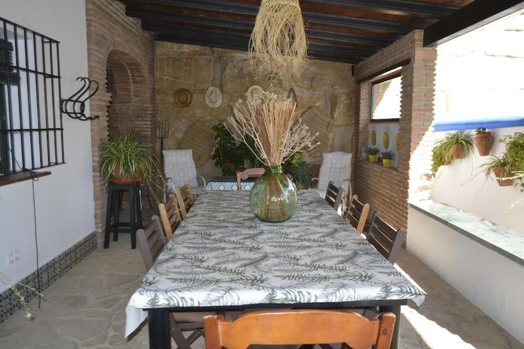 Fantastic Private Villa With Pool Near Ardales And Caminito Del Rey Bagian luar foto